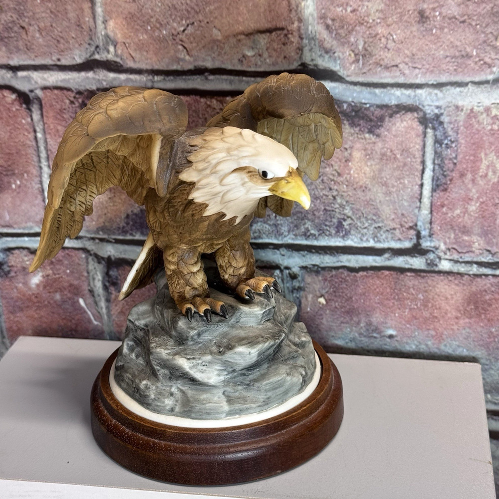 Vintage Angeline Originals Eagle Figurine‎ Wood Base Stand Hand-Painted Japan